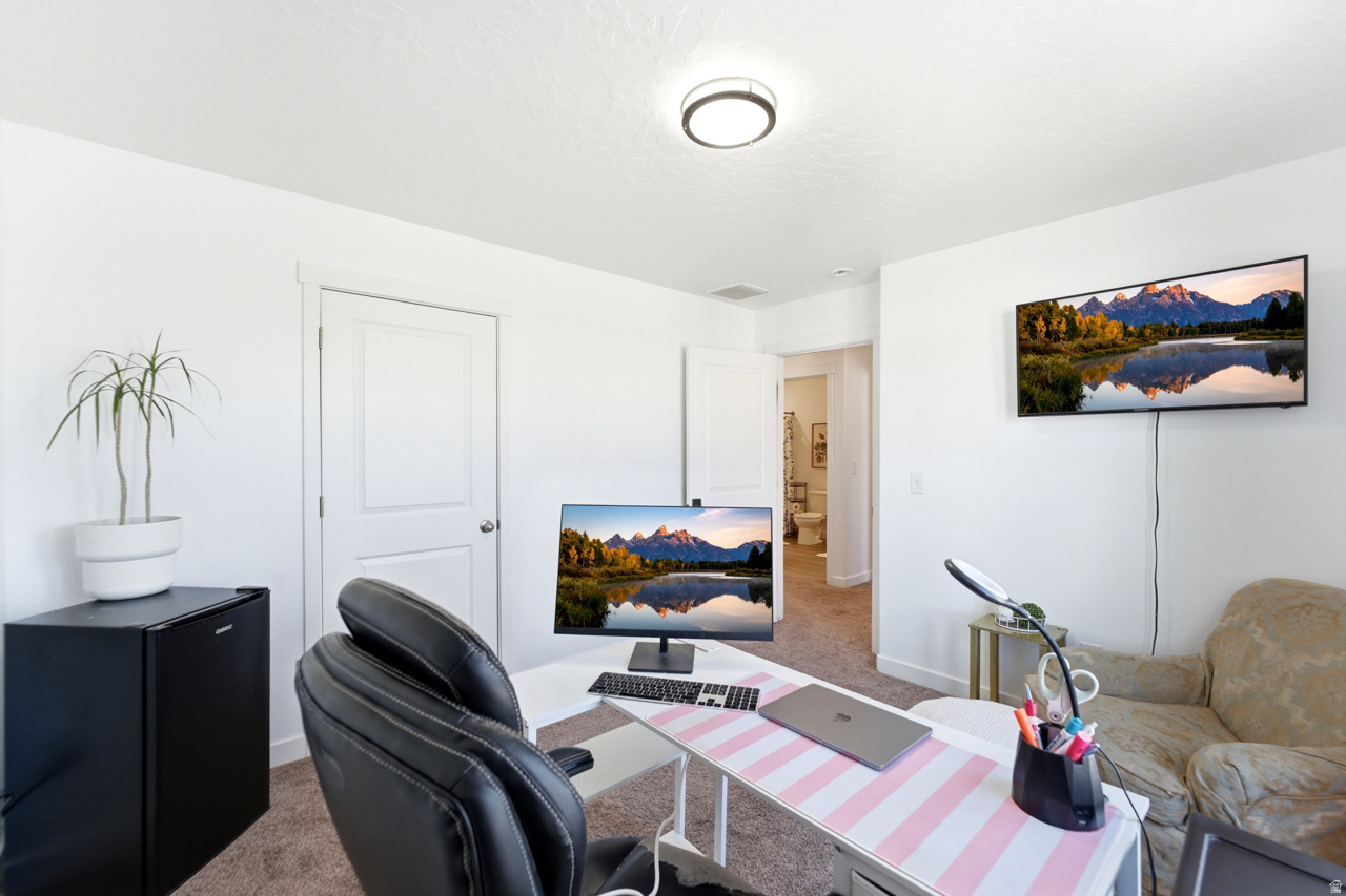 COLD SPRING RANCH - Residential