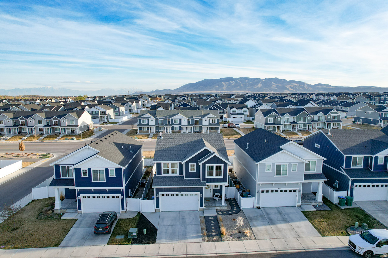 COLD SPRING RANCH - Residential