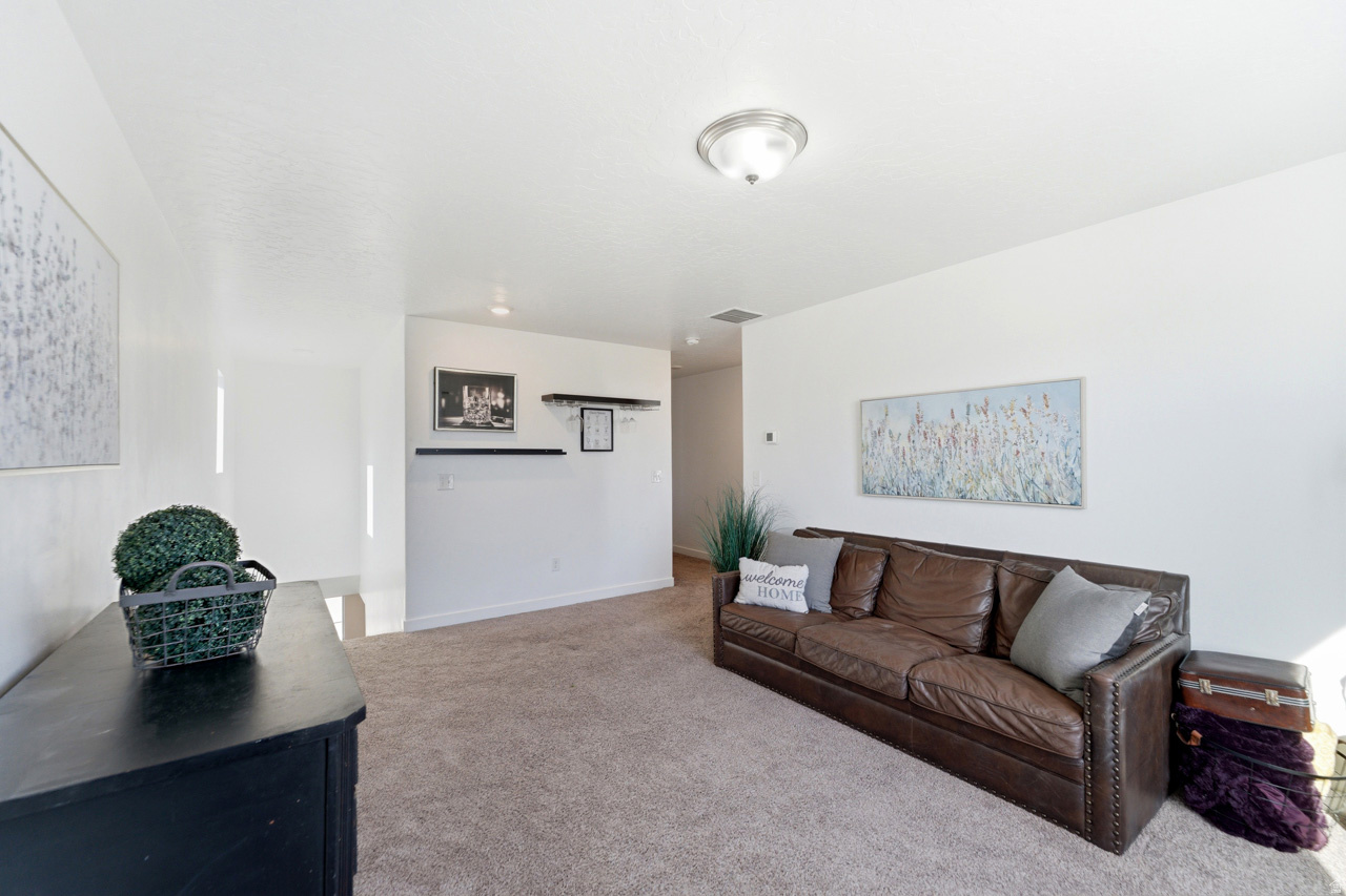 COLD SPRING RANCH - Residential