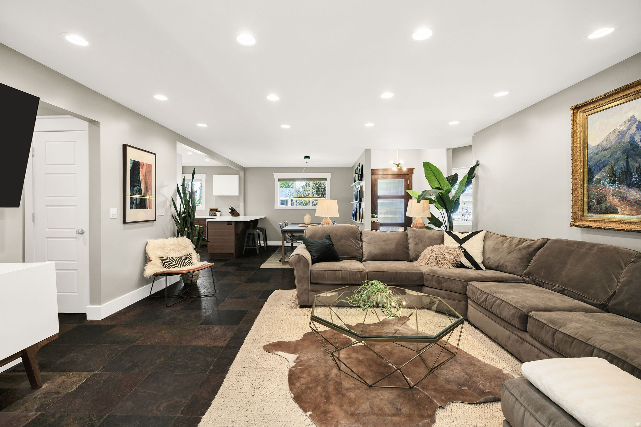 UNIVERSITY HEIGHTS - Residential