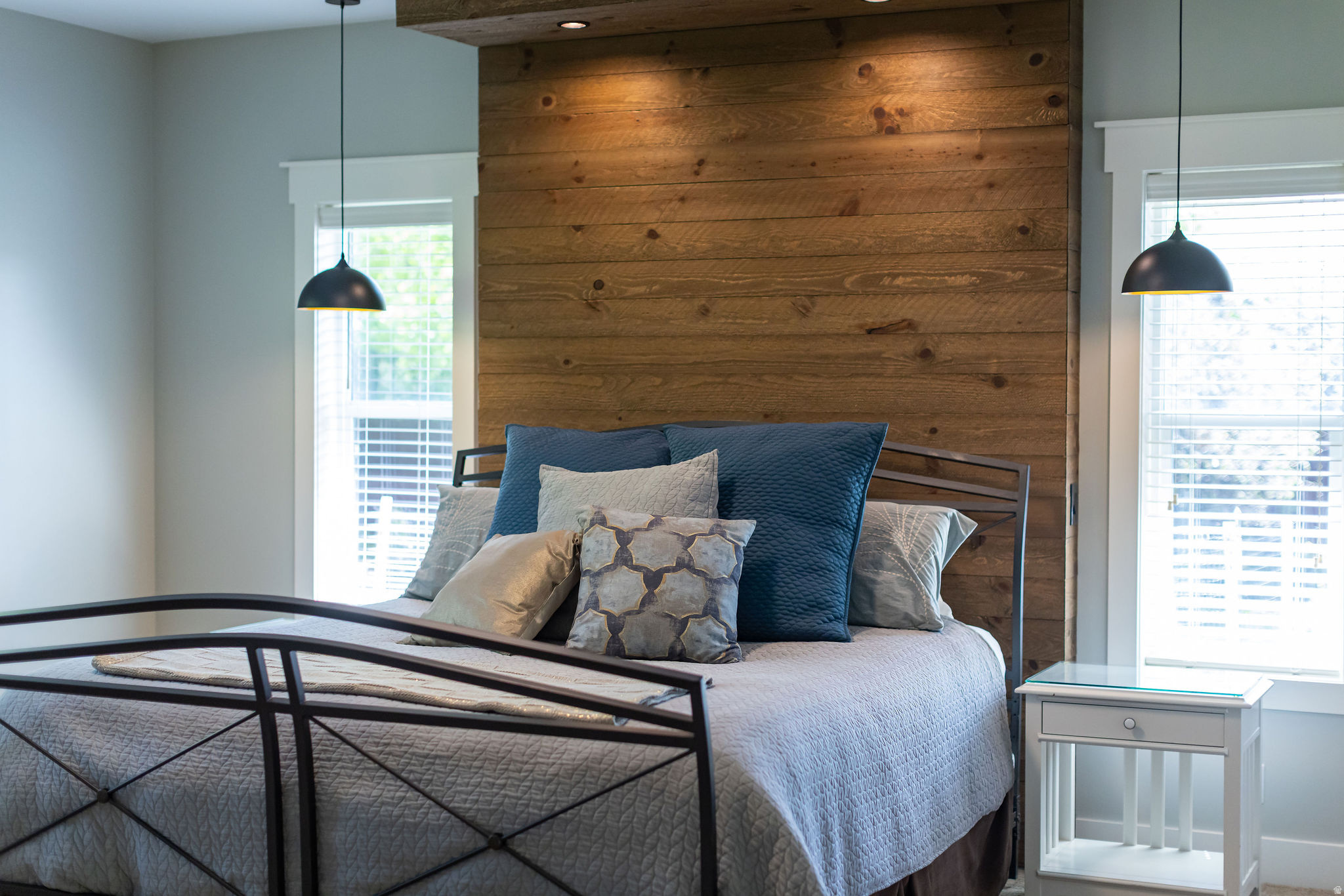 UNIVERSITY HEIGHTS - Residential