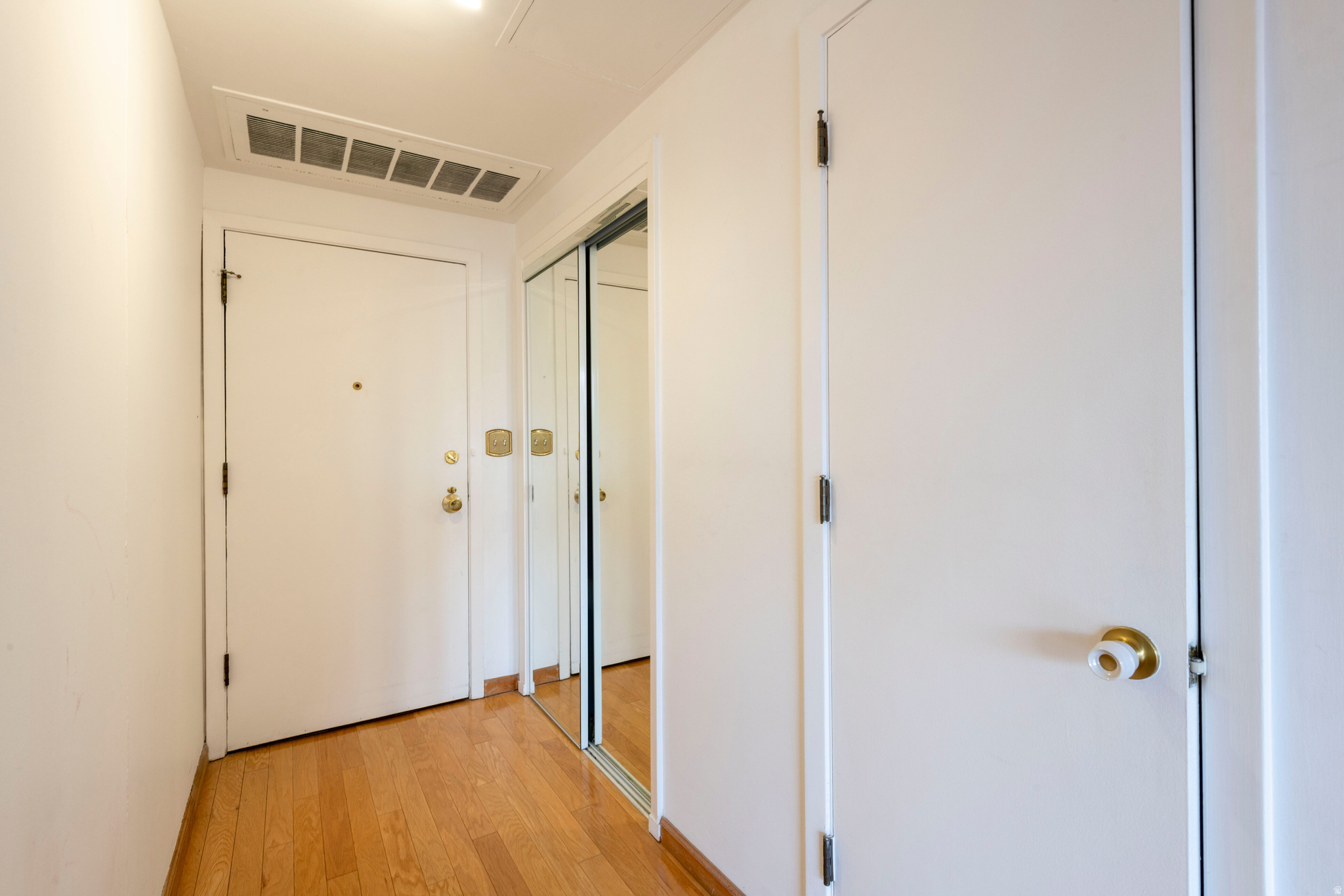 BONNEVILLE TOWER - Residential