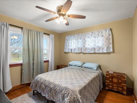 Tiny photo for 5015 S 6700 W, Hooper, UT 84315 (MLS # 2138004)