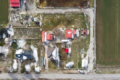 Tiny photo for 5015 S 6700 W, Hooper, UT 84315 (MLS # 2138004)