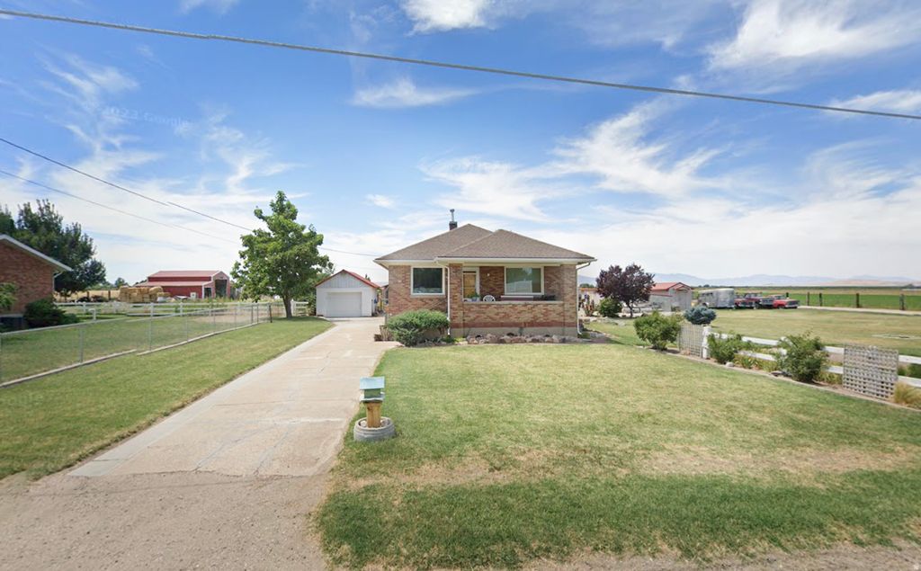 Photo of 5015 S 6700 W, Hooper, UT 84315 (MLS # 2138004)