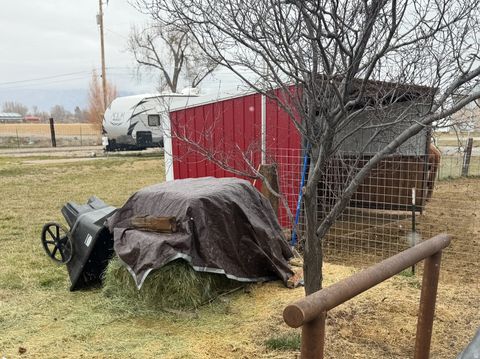 Tiny photo for 5015 S 6700 W, Hooper, UT 84315 (MLS # 2138004)