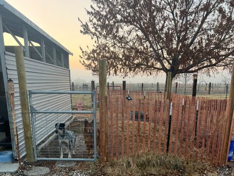 Tiny photo for 5015 S 6700 W, Hooper, UT 84315 (MLS # 2138004)