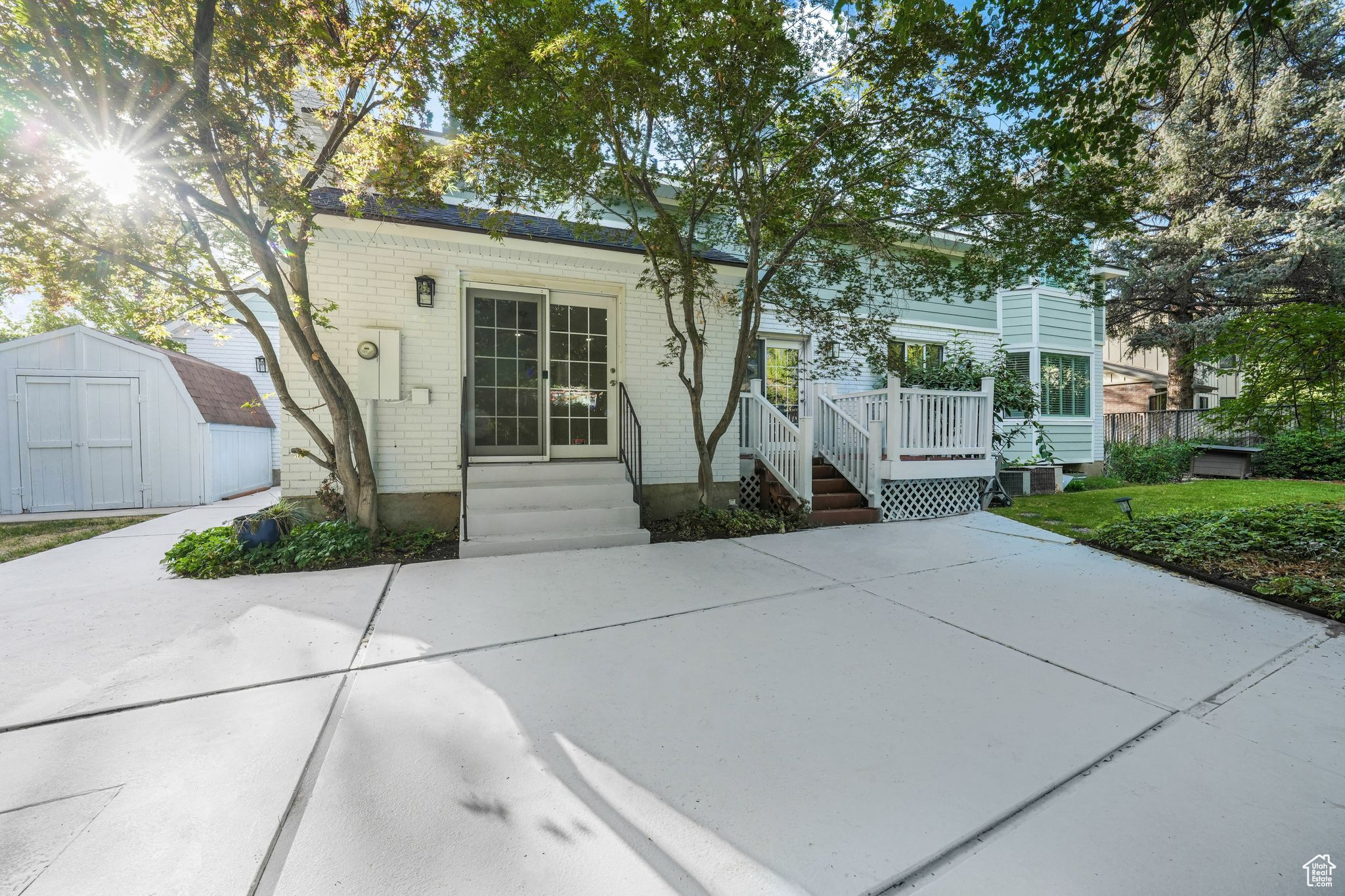 WILLOW CREEK HEIGHTS - Residential