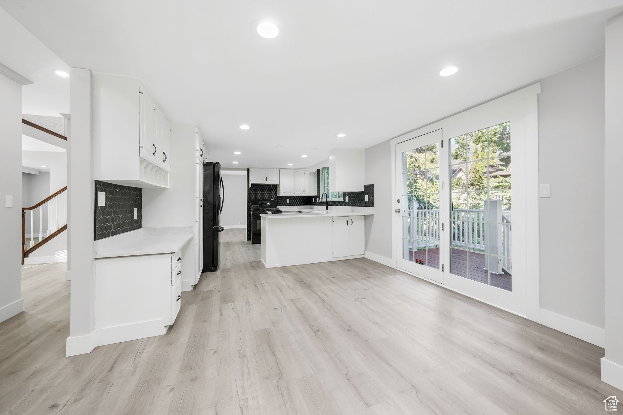 WILLOW CREEK HEIGHTS - Residential