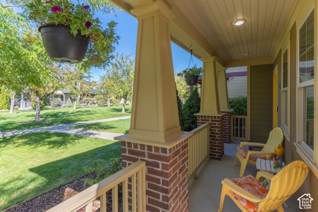 Photo of 10951 S SUNUP WAY, South Jordan, UT 84009 (MLS # 2192021)