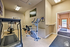 LAKESIDE VILLAGE - Residential