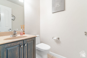 LAKESIDE VILLAGE - Residential