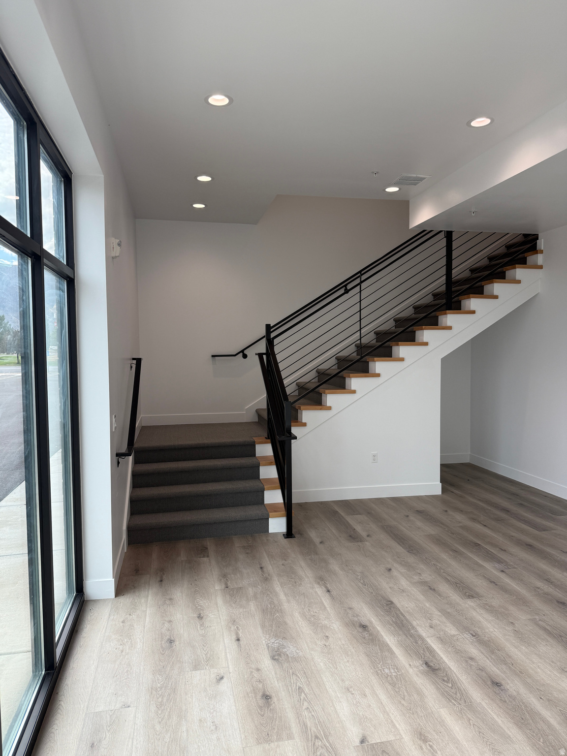 PAYSON BUSINESS PARK - Commercial Lease