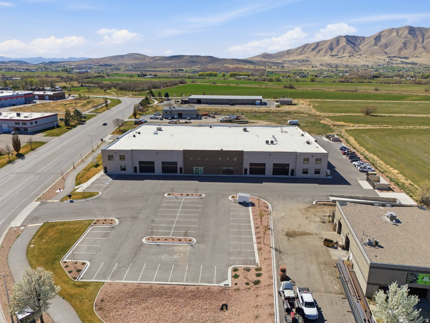 PAYSON BUSINESS PARK - Commercial Lease