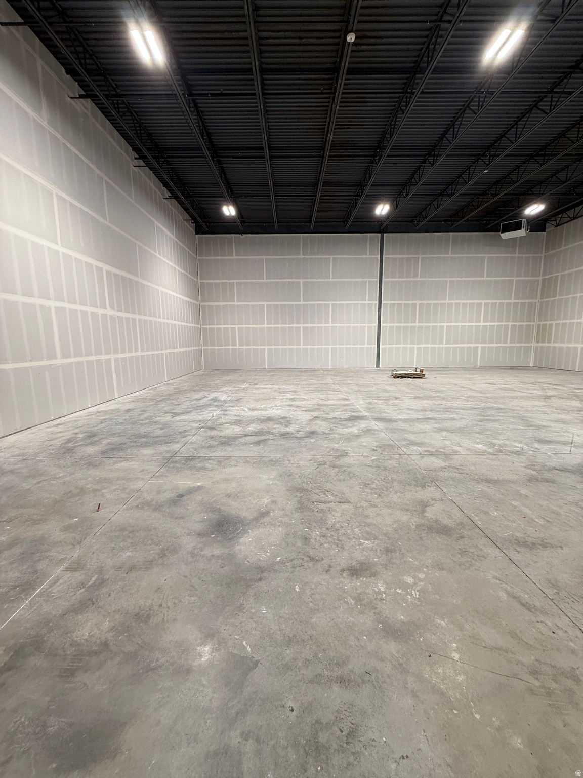 PAYSON BUSINESS PARK - Commercial Lease