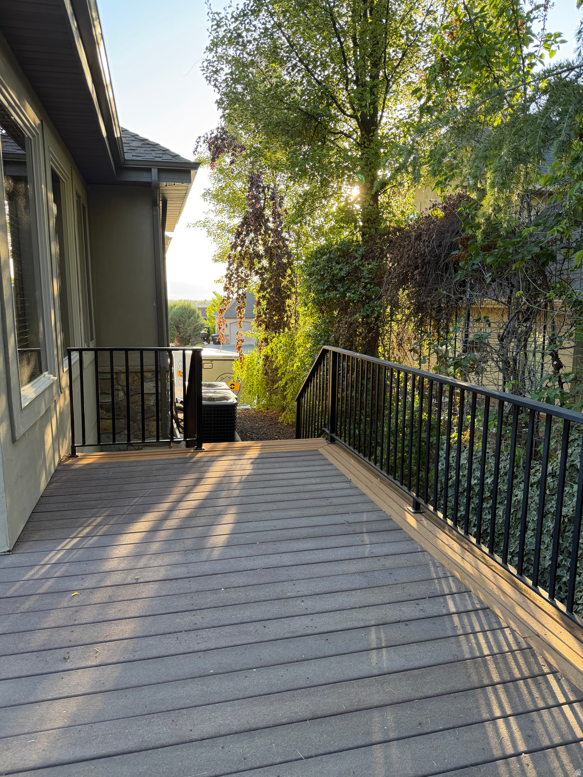 CANYON CREST - Residential