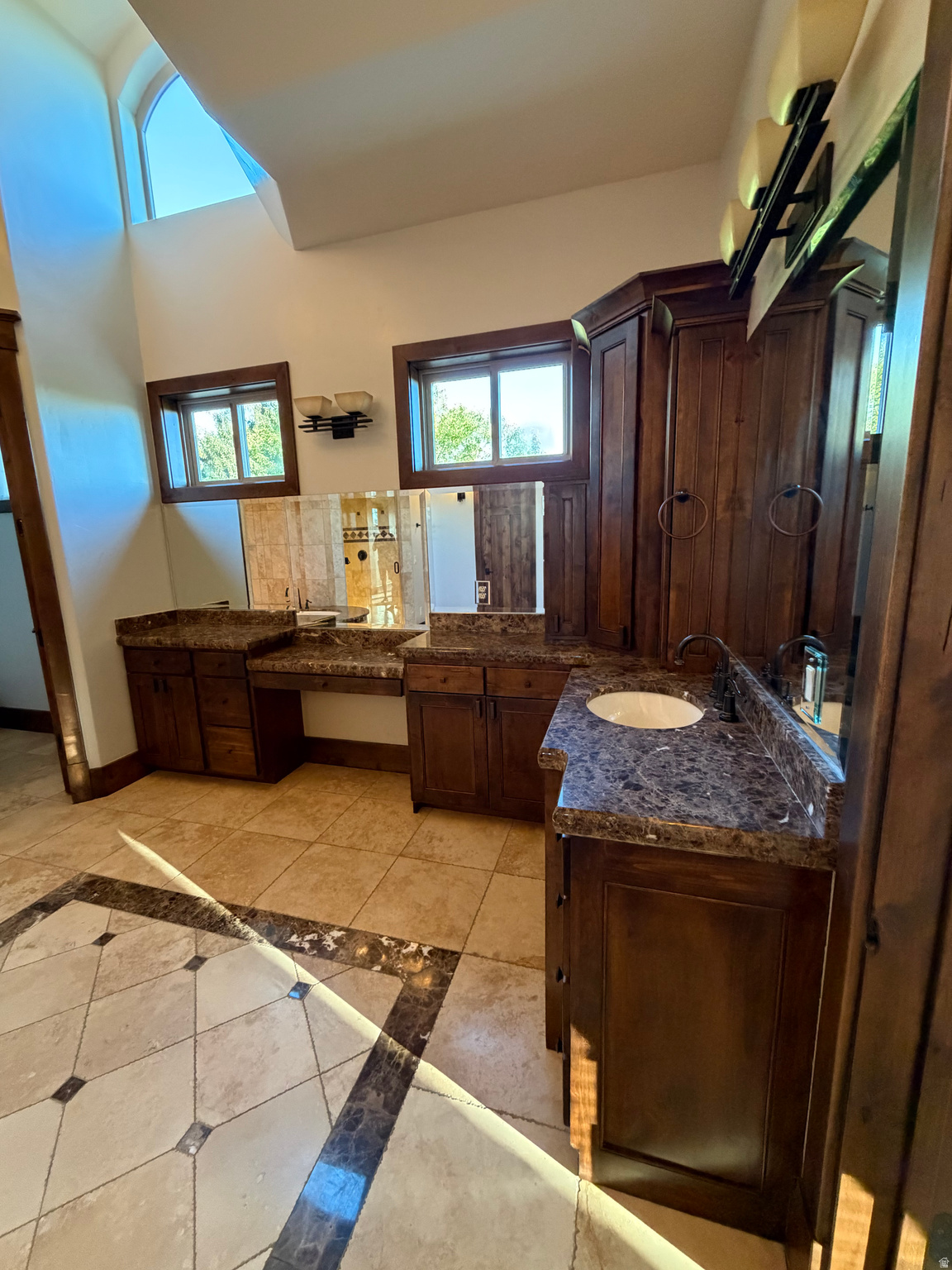 CANYON CREST - Residential