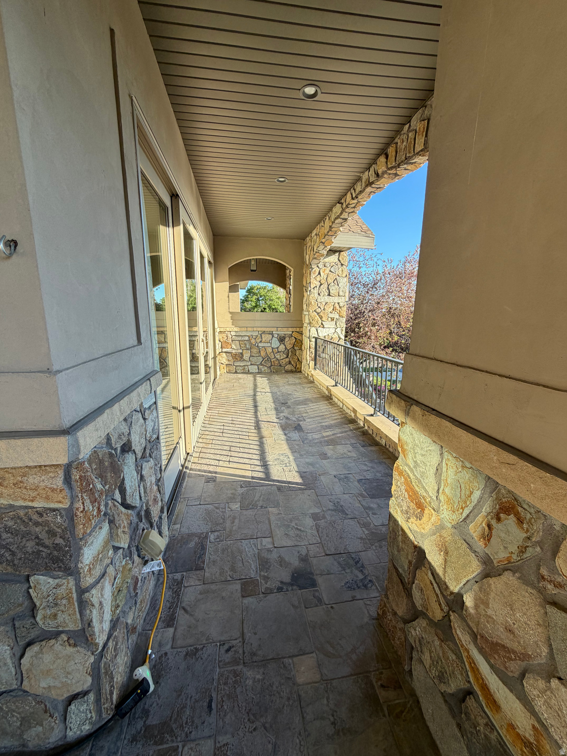CANYON CREST - Residential
