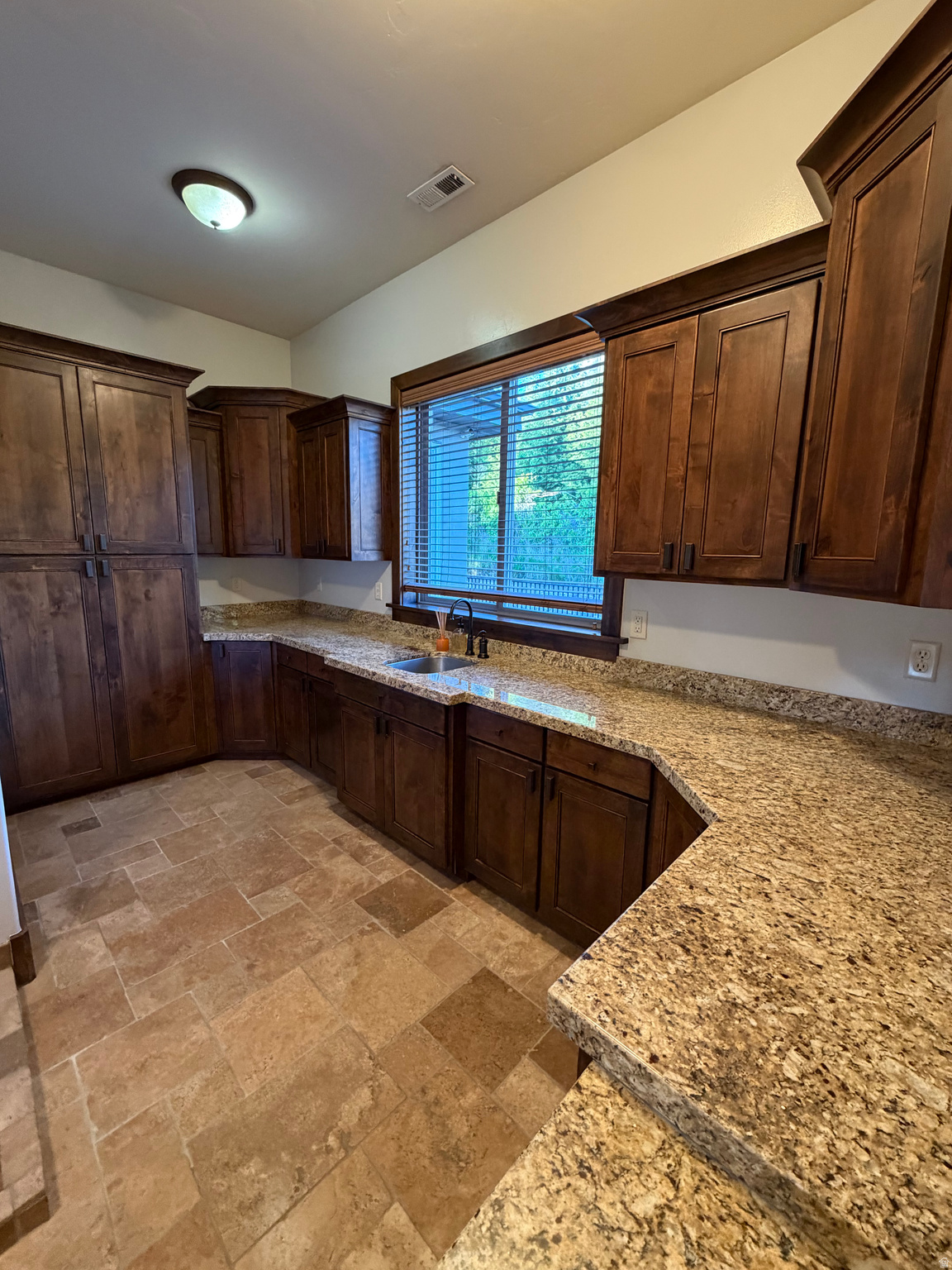 CANYON CREST - Residential