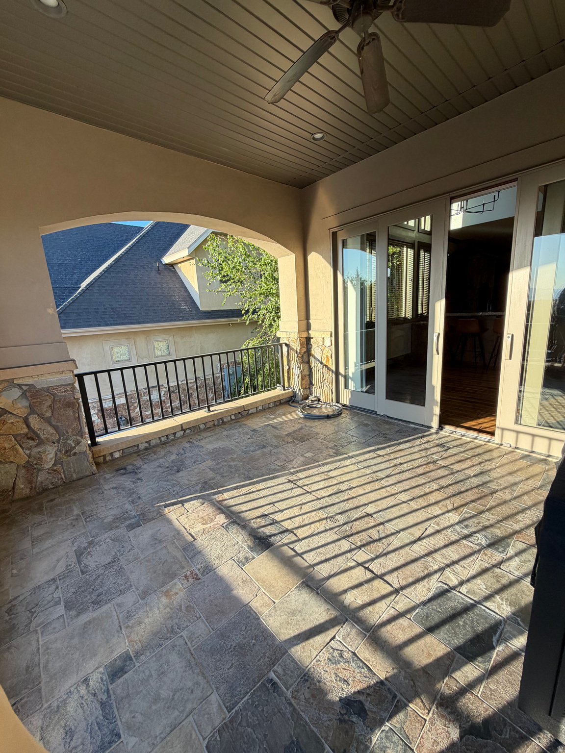 CANYON CREST - Residential