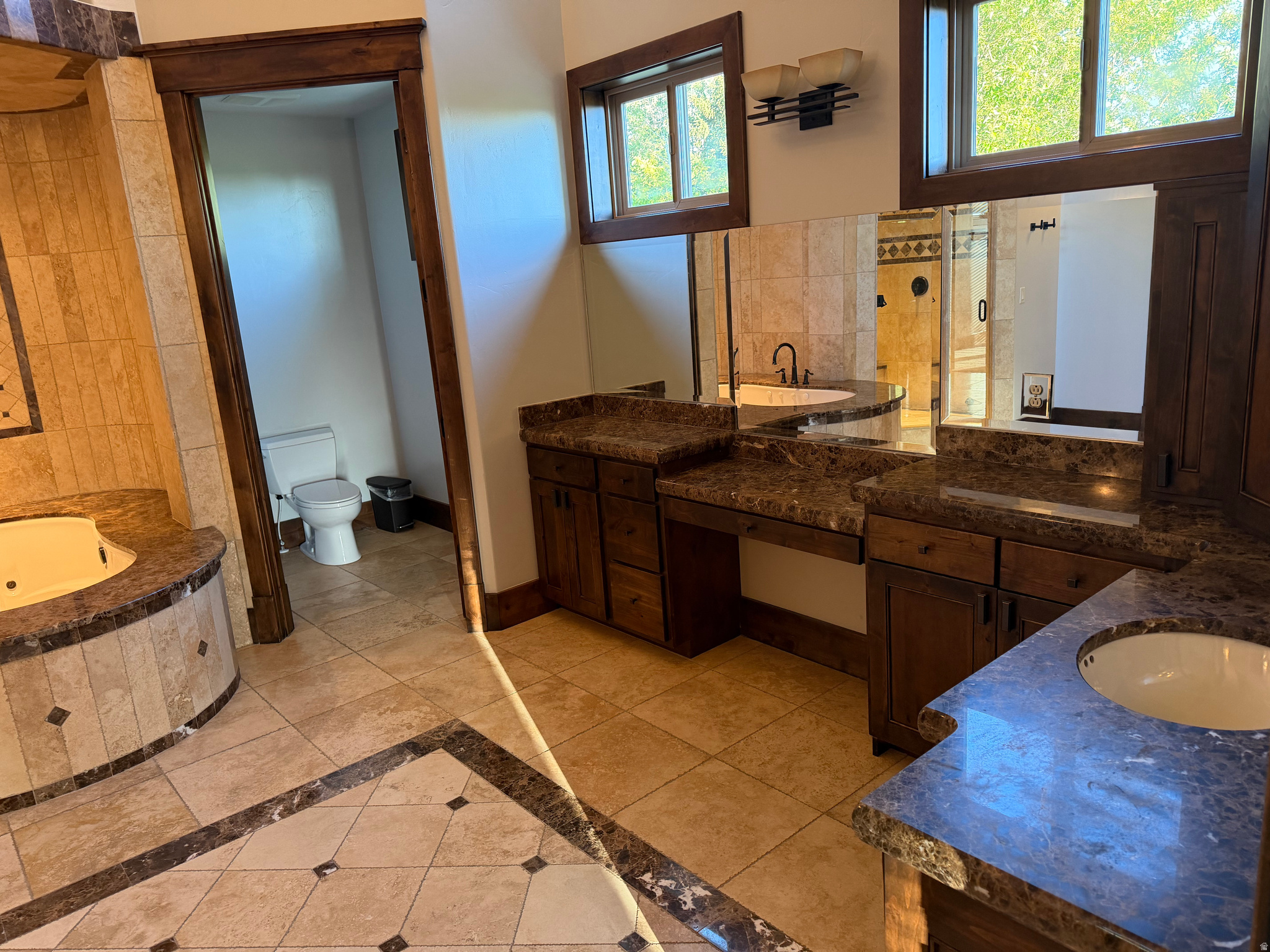 CANYON CREST - Residential