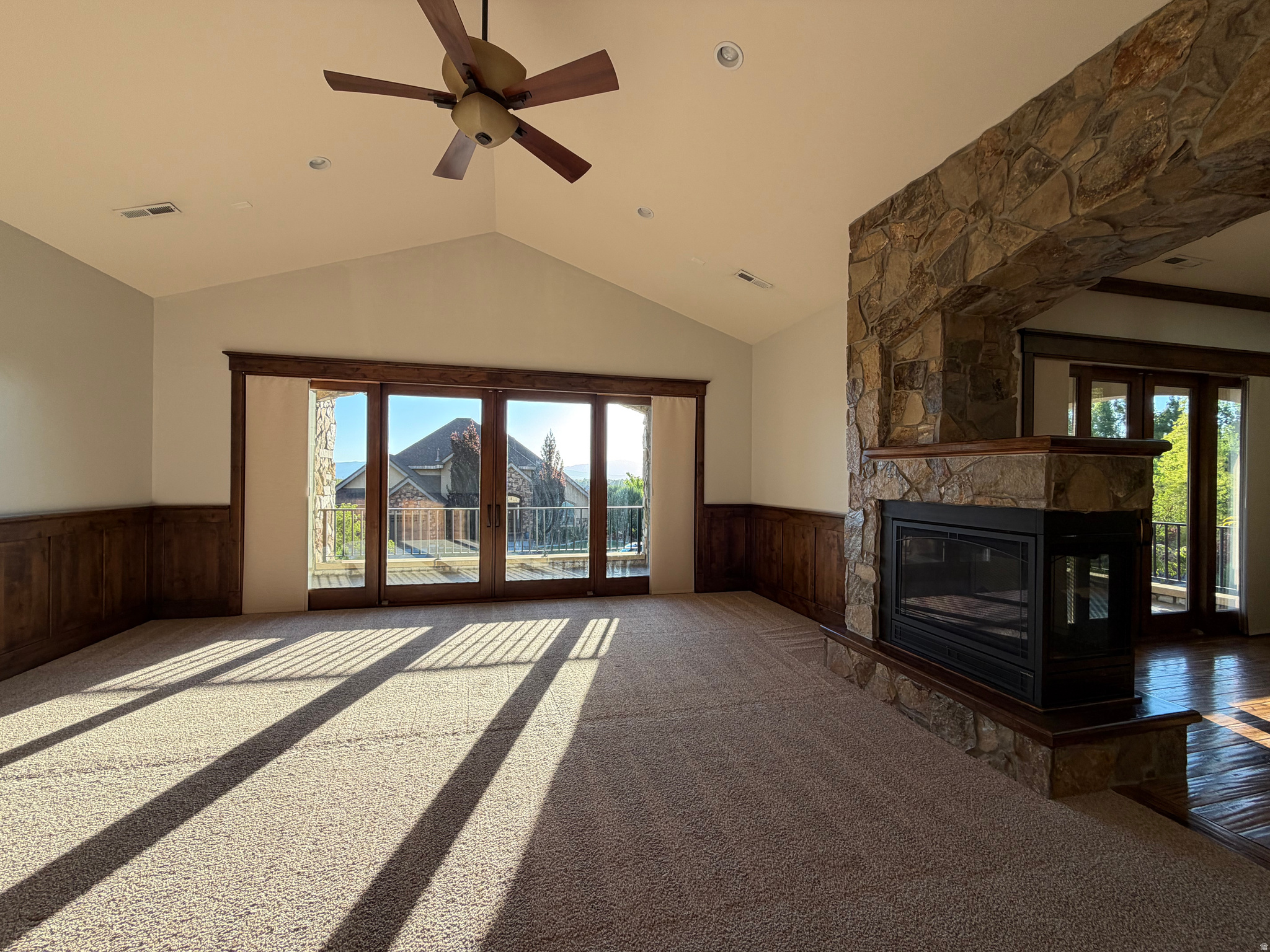CANYON CREST - Residential