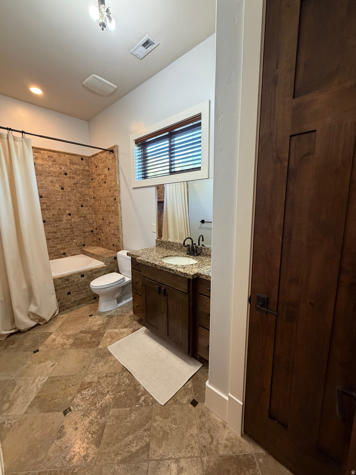 CANYON CREST - Residential