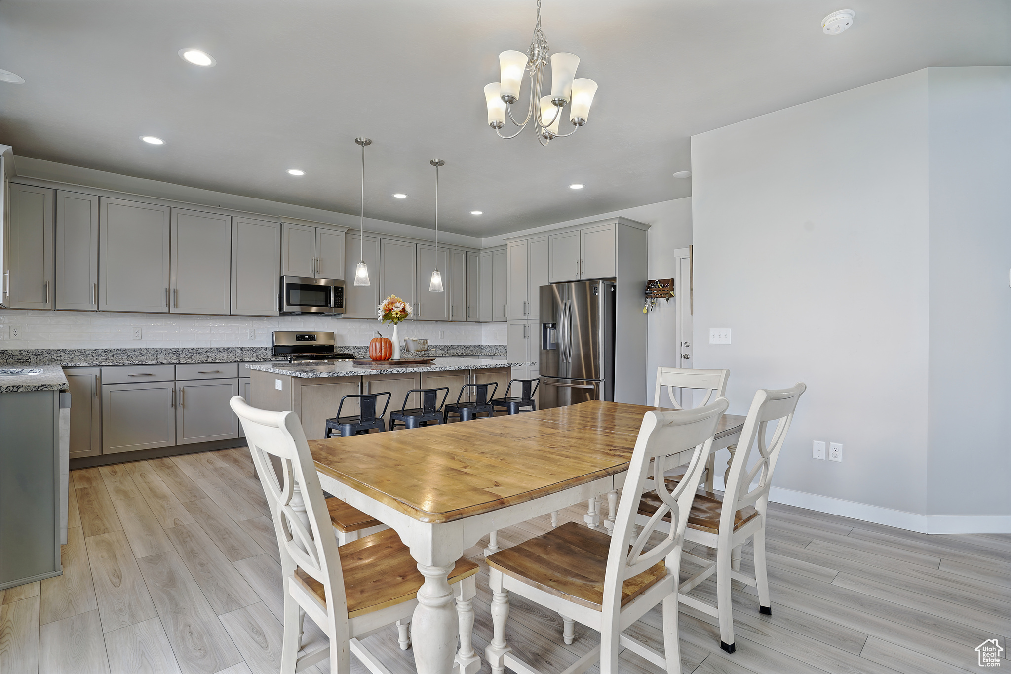 JESSIE'S BROOK - Residential