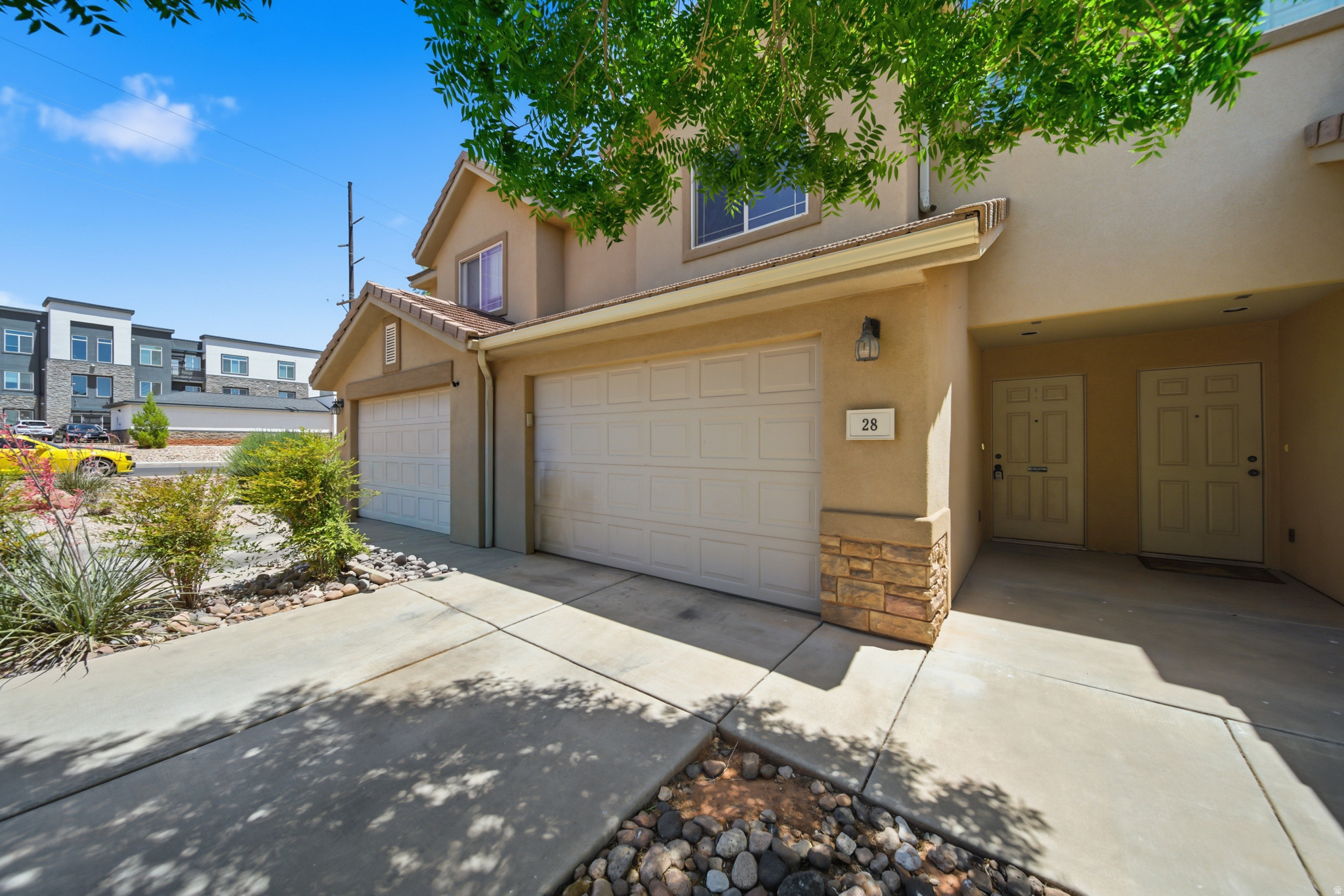 BLUFF VIEW TOWNHOMES - Residential