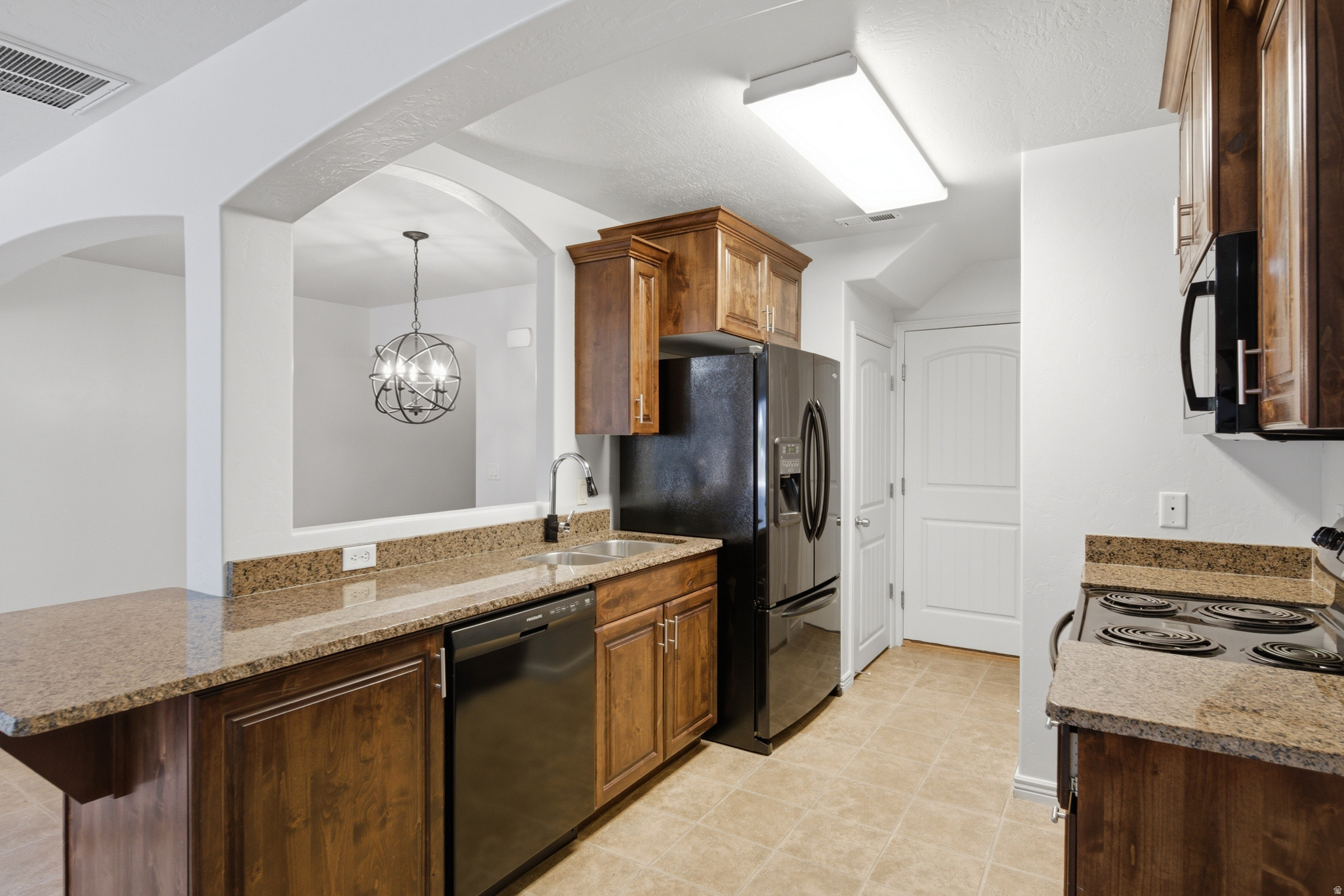 BLUFF VIEW TOWNHOMES - Residential