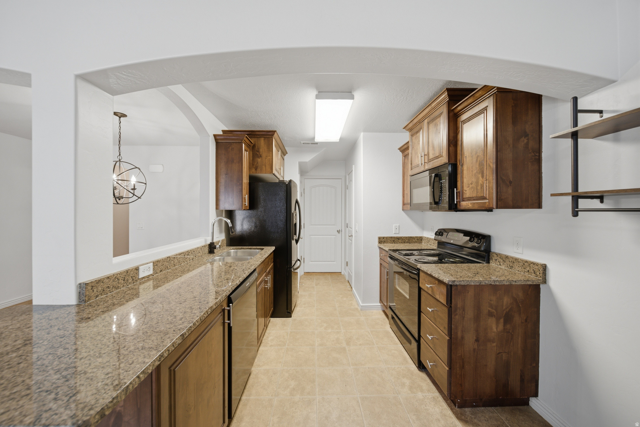 BLUFF VIEW TOWNHOMES - Residential