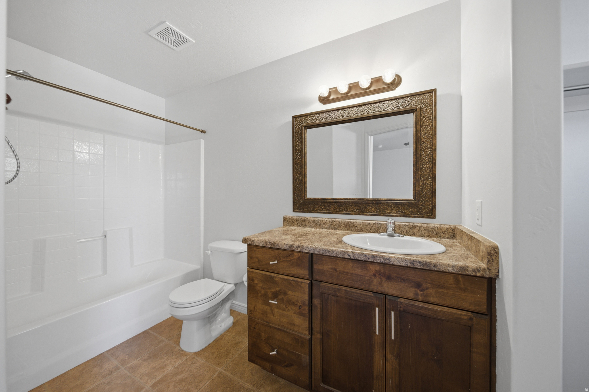 BLUFF VIEW TOWNHOMES - Residential