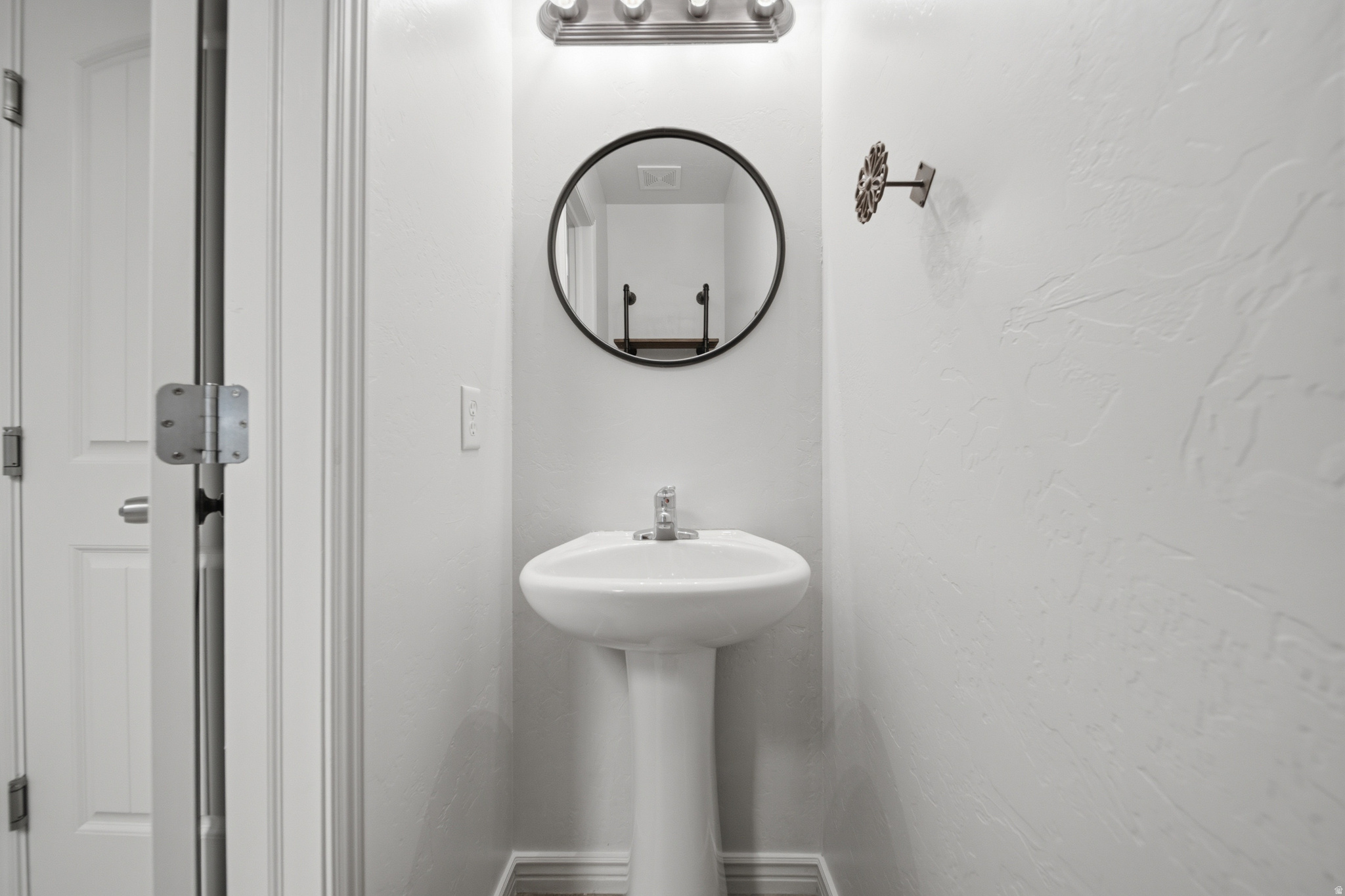 BLUFF VIEW TOWNHOMES - Residential