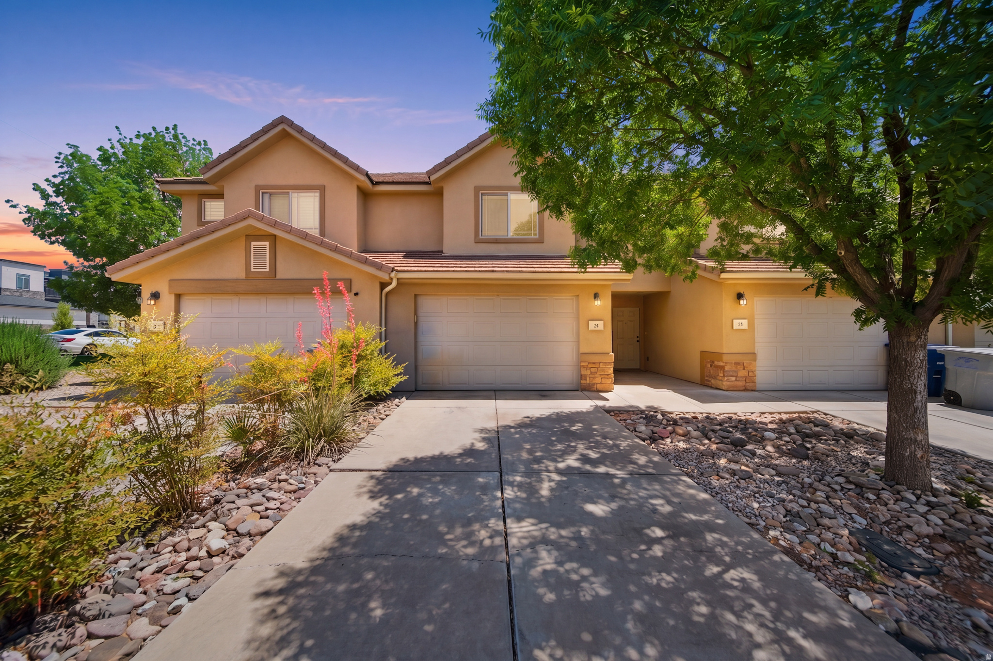 BLUFF VIEW TOWNHOMES - Residential