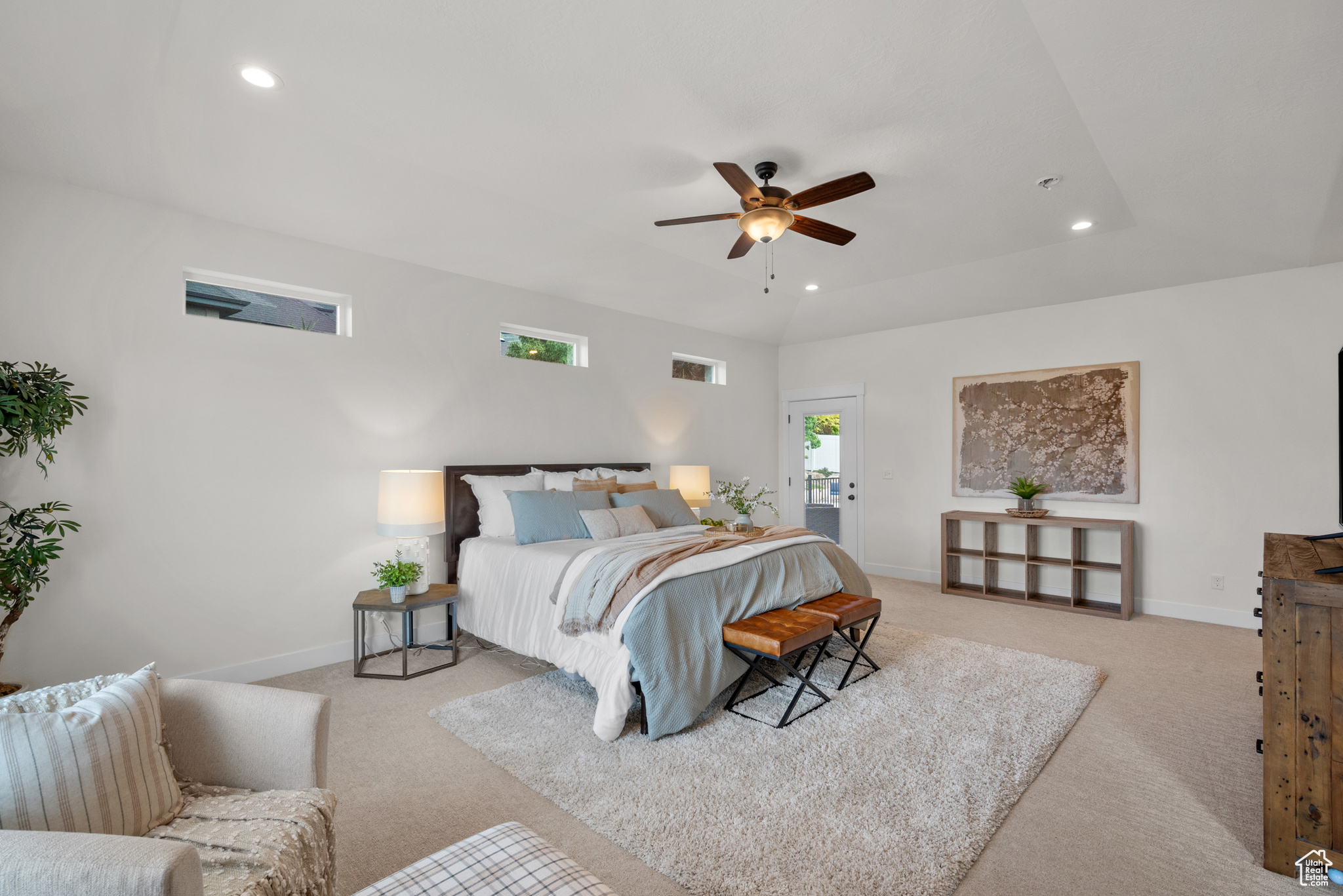 WHISPER RIDGE - Residential