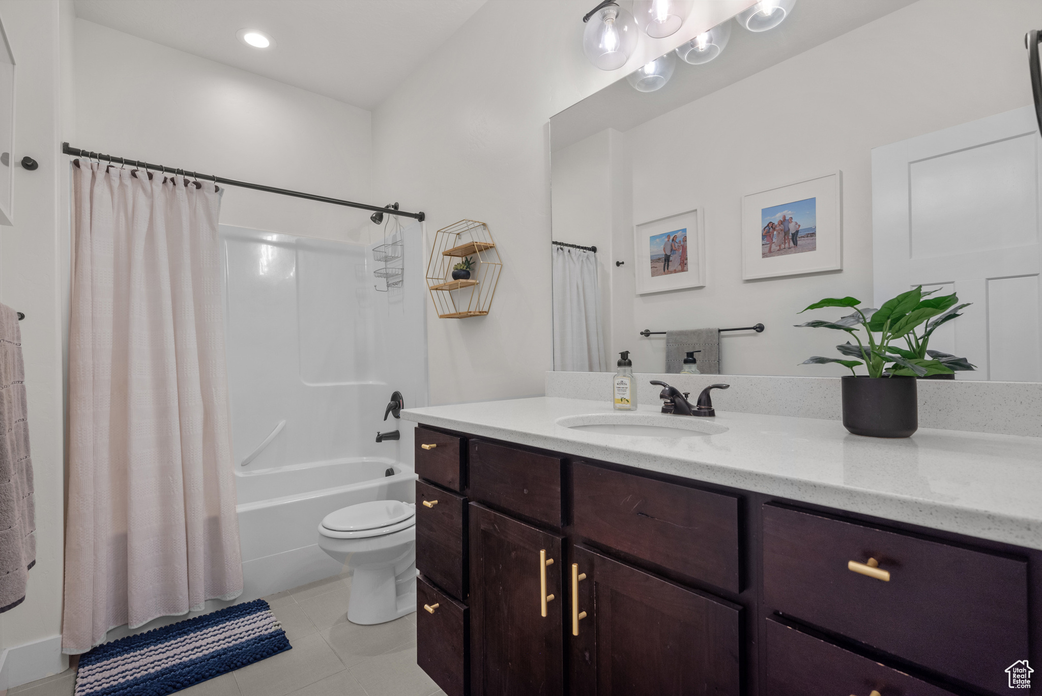 WHISPER RIDGE - Residential