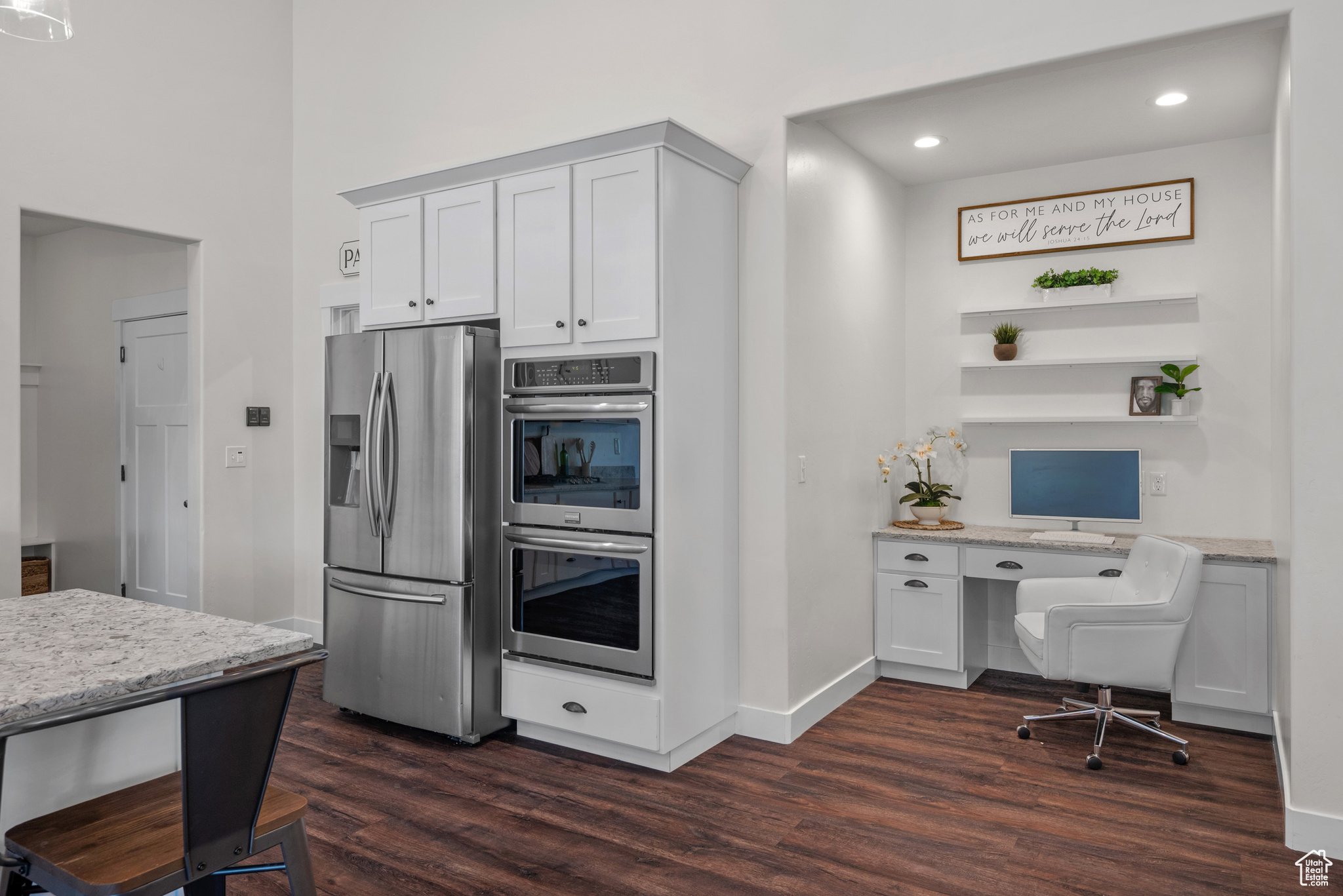 WHISPER RIDGE - Residential