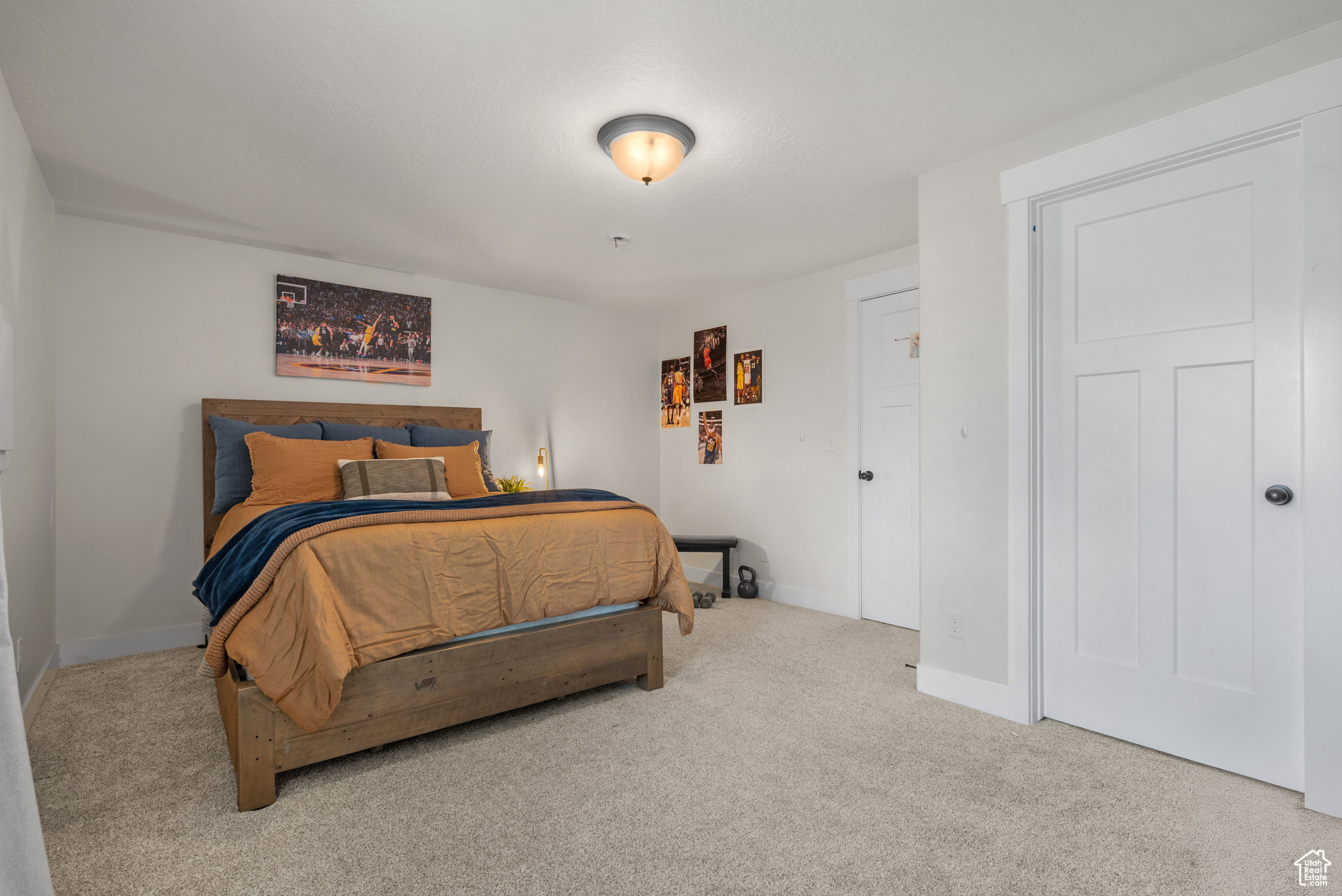 WHISPER RIDGE - Residential