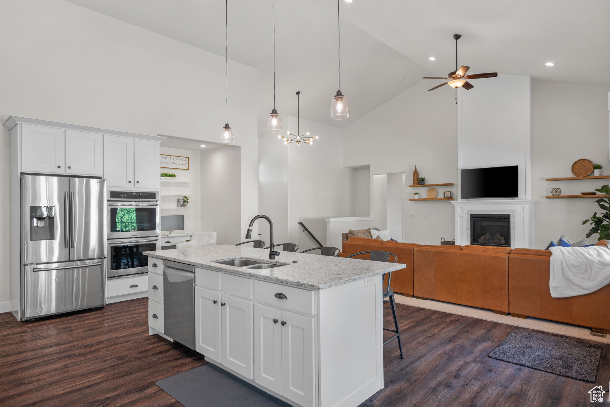 WHISPER RIDGE - Residential