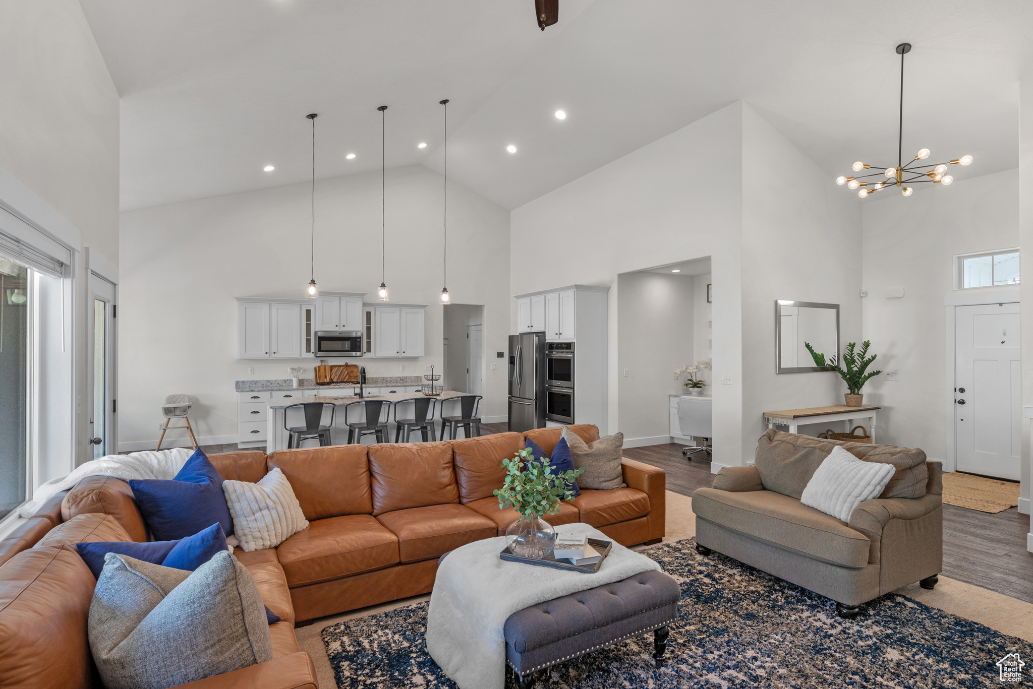 WHISPER RIDGE - Residential