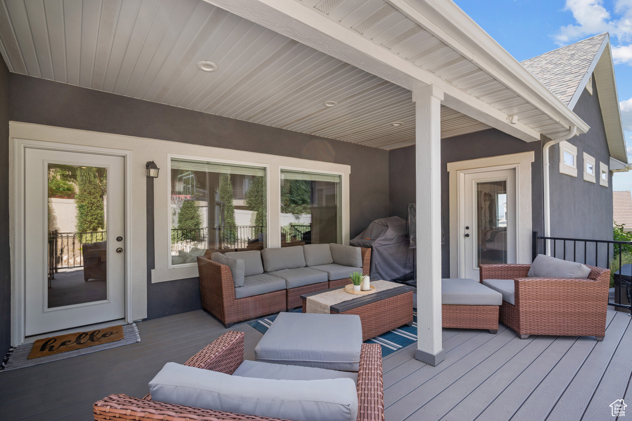 WHISPER RIDGE - Residential