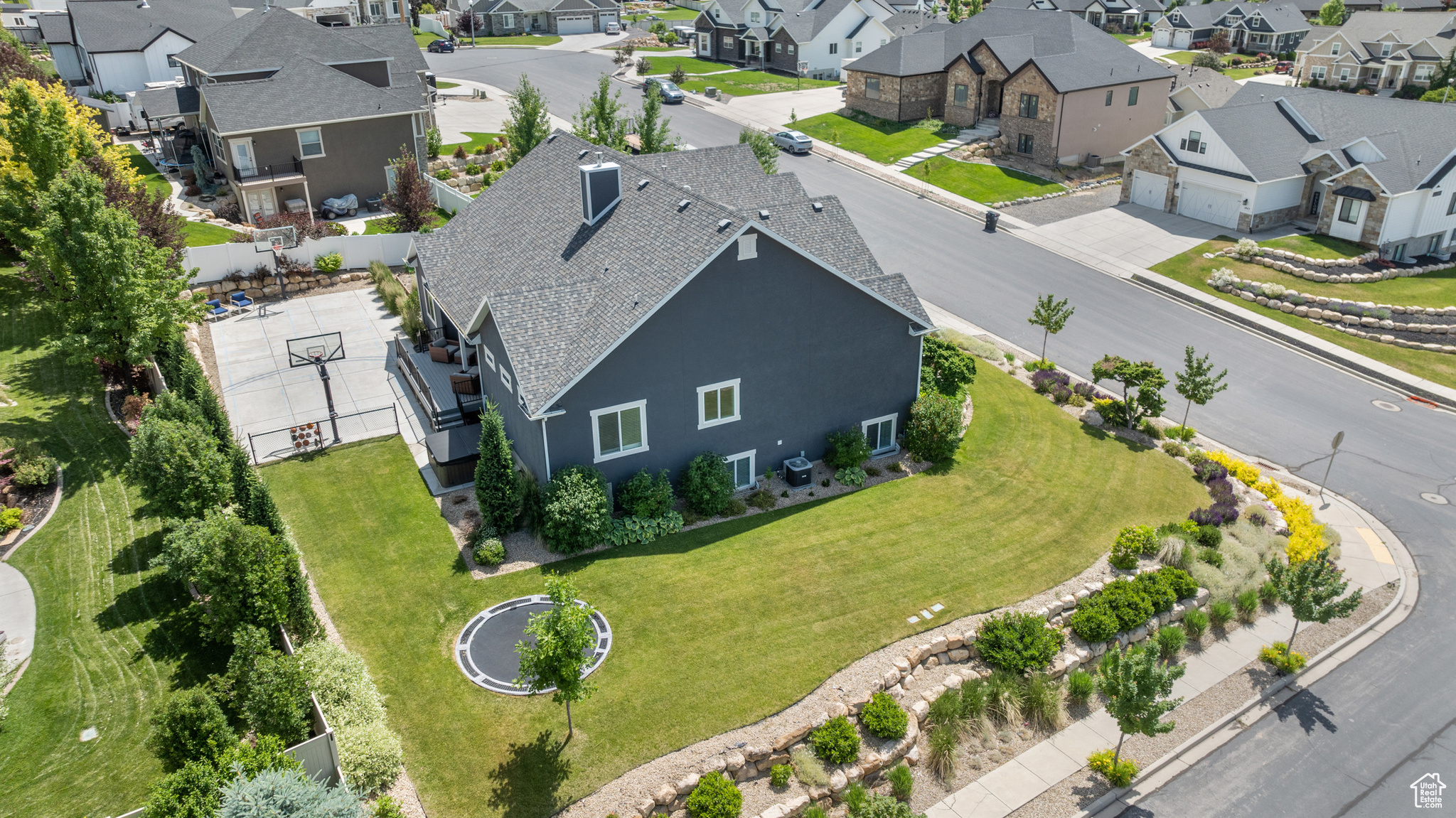 WHISPER RIDGE - Residential