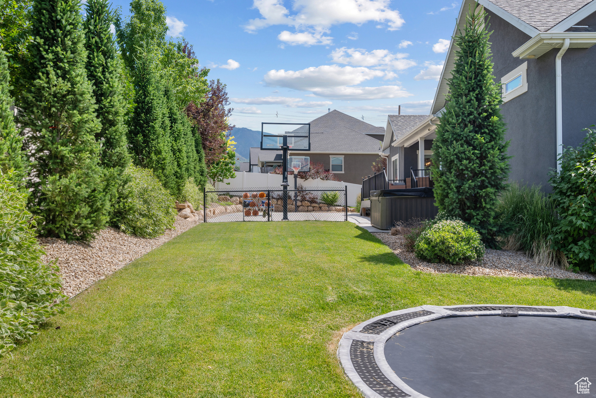 WHISPER RIDGE - Residential