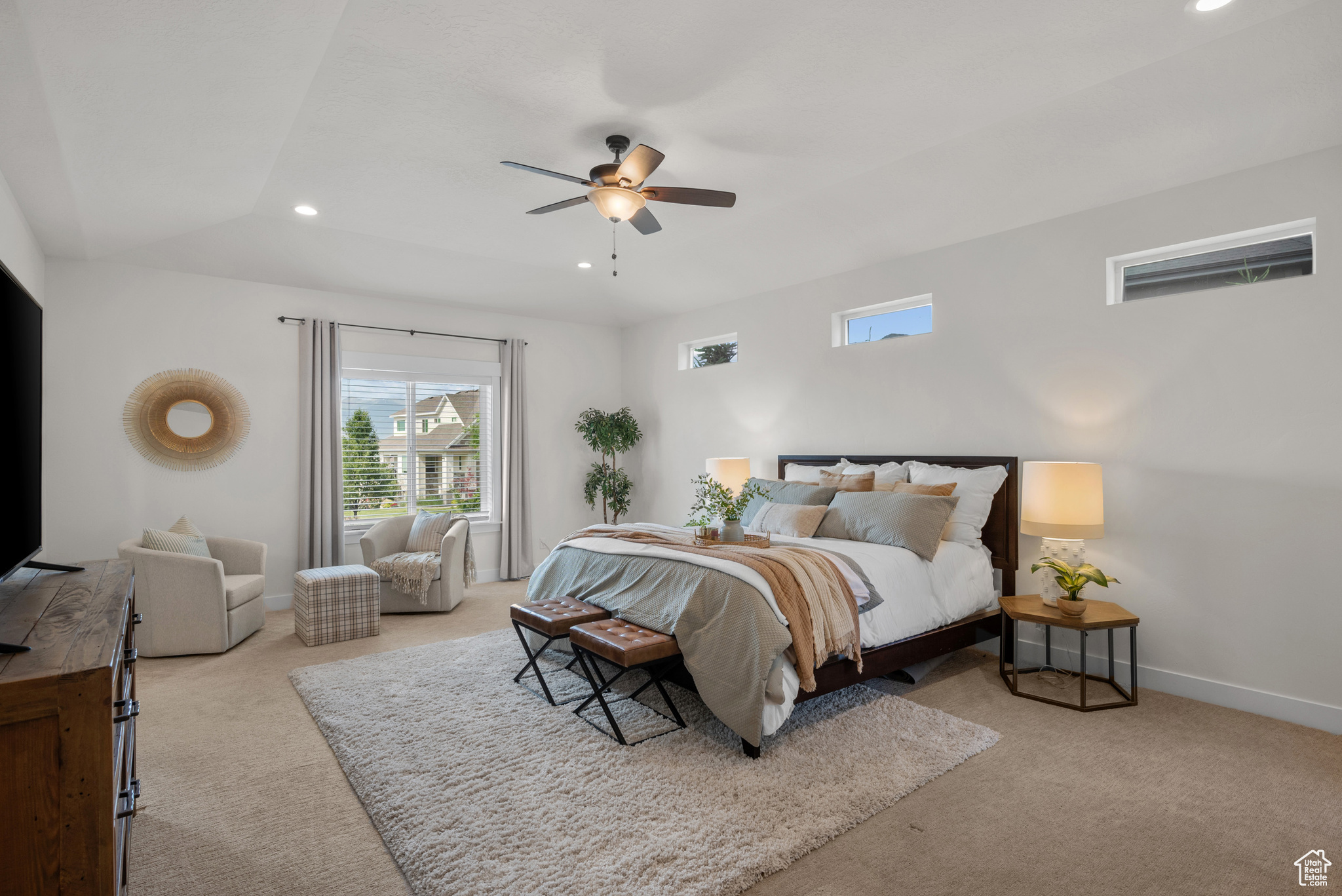 WHISPER RIDGE - Residential