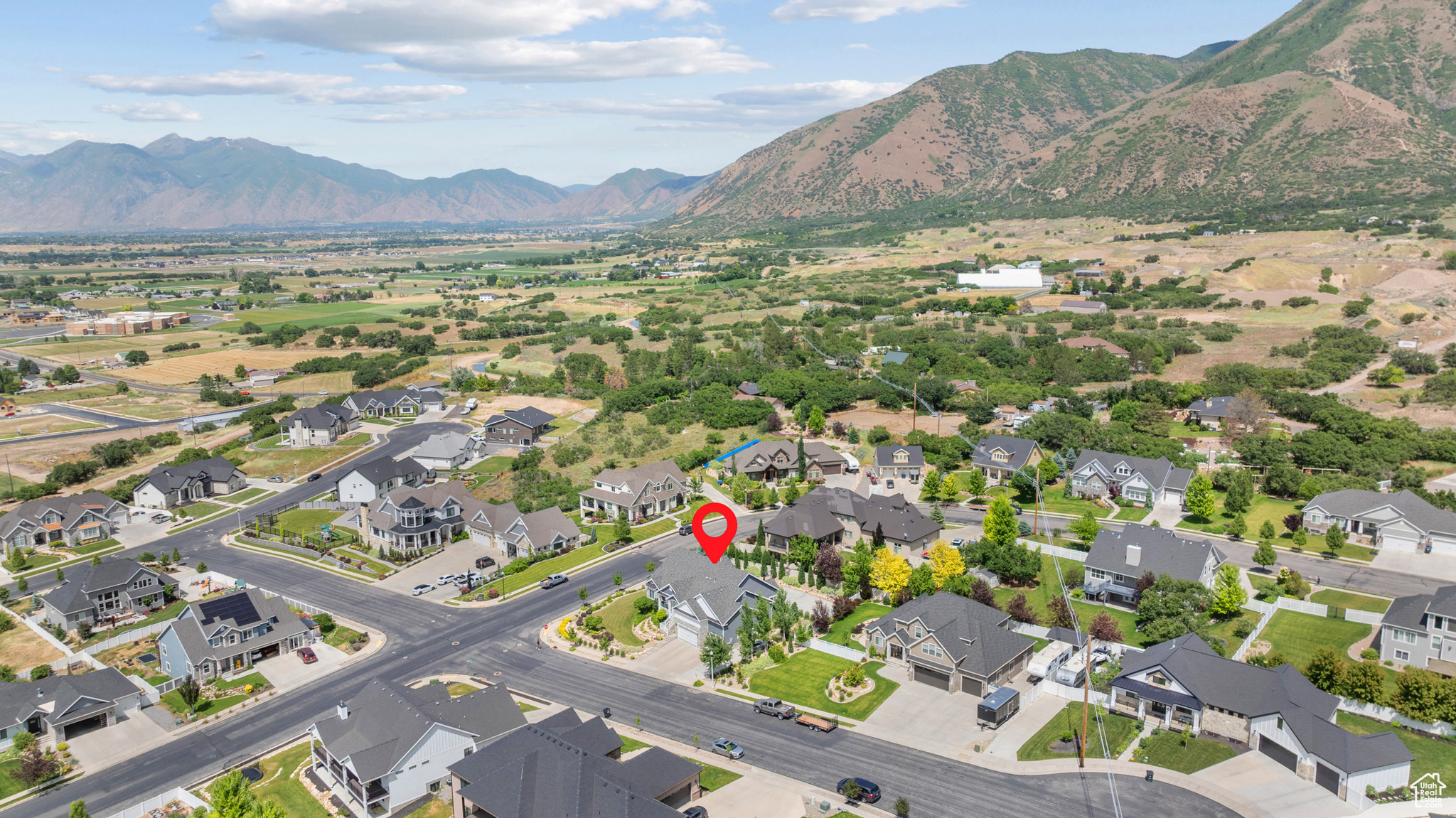 WHISPER RIDGE - Residential