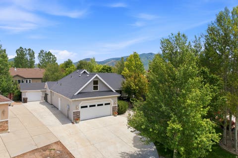 Tiny photo for 5196 N RODEO CIR, Oakley, UT 84055 (MLS # 2169887)