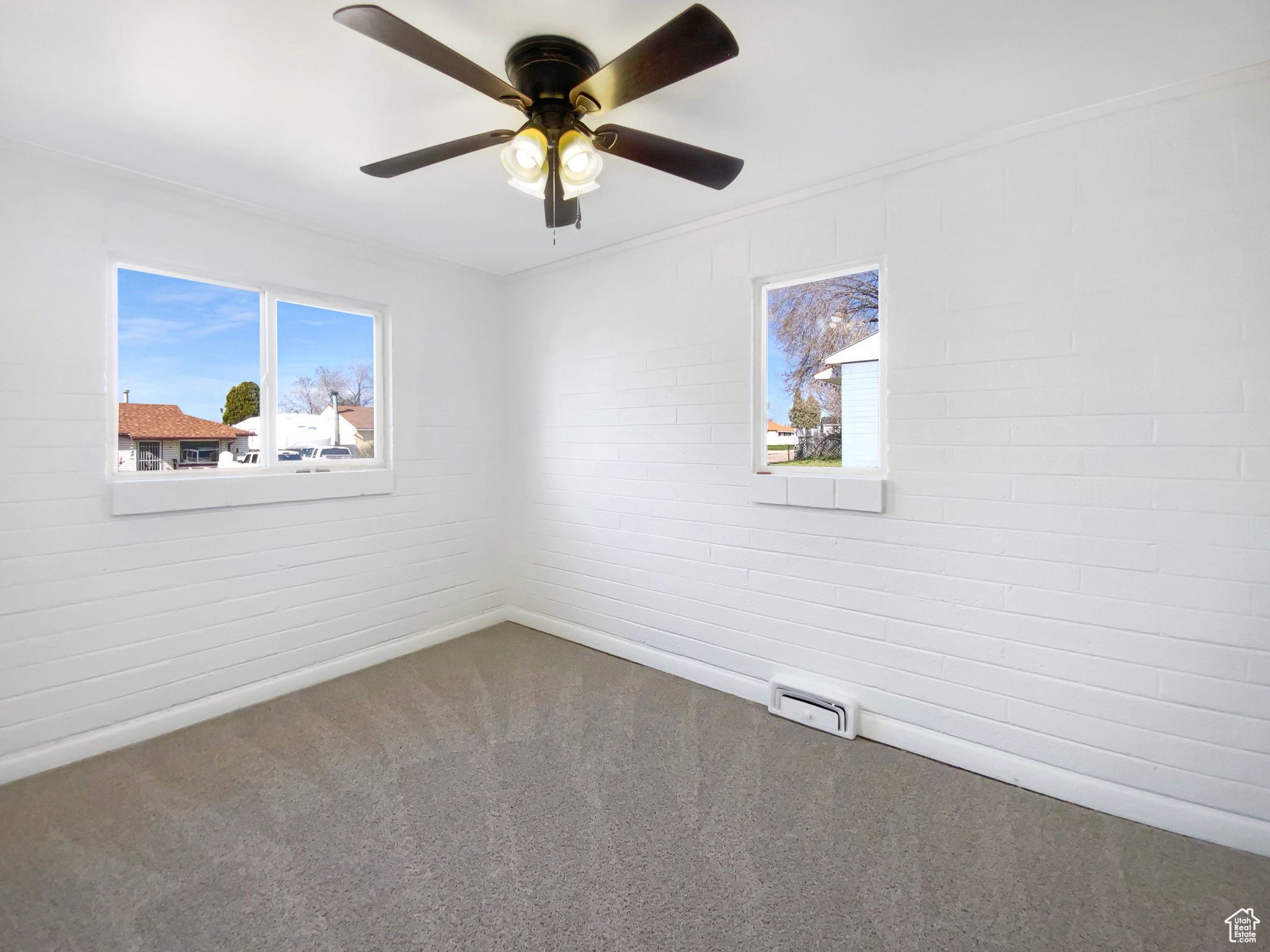 32 Airlane Dr, Clearfield, Utah image 13