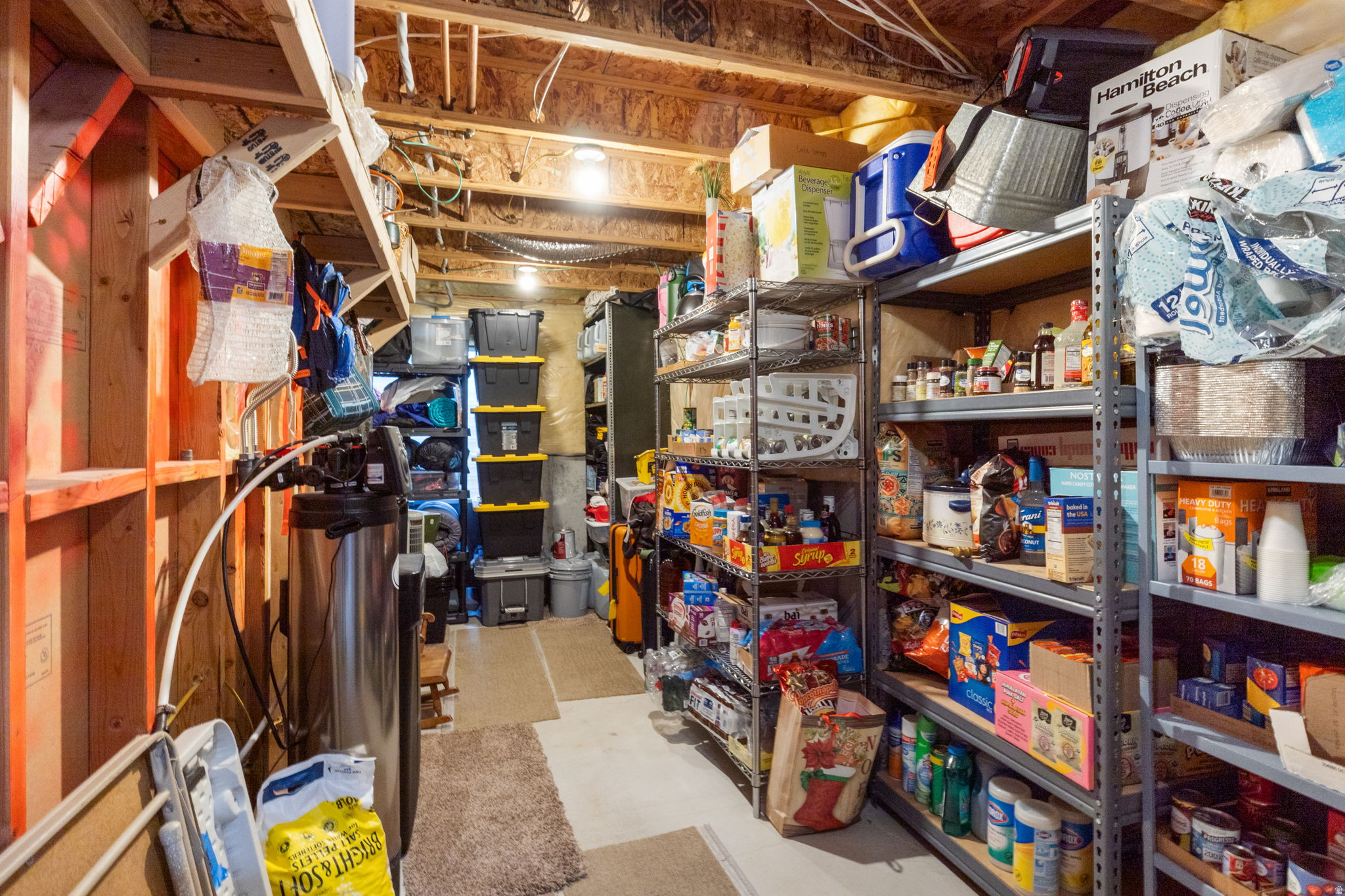 ABBIE COURT - Residential