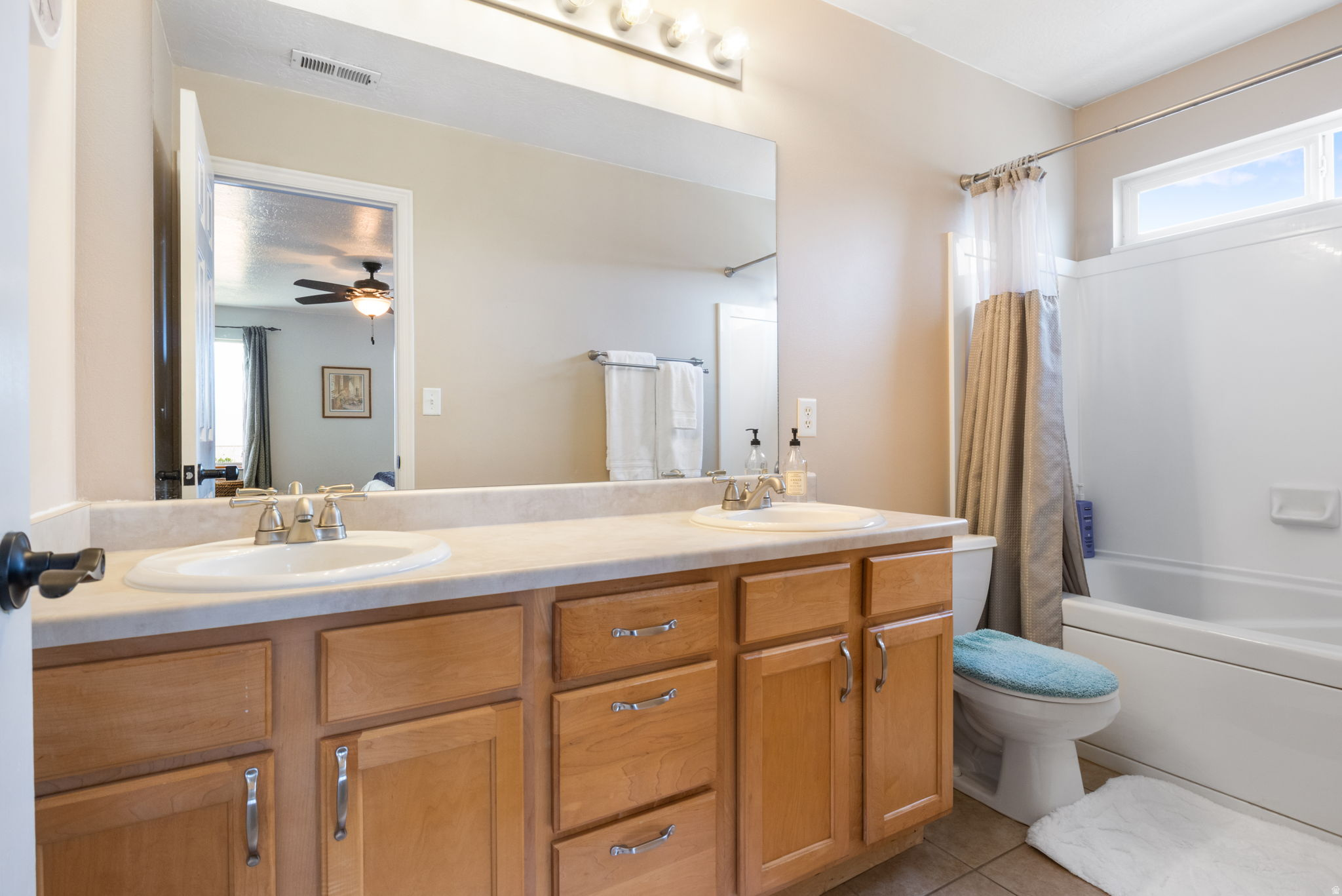 ABBIE COURT - Residential