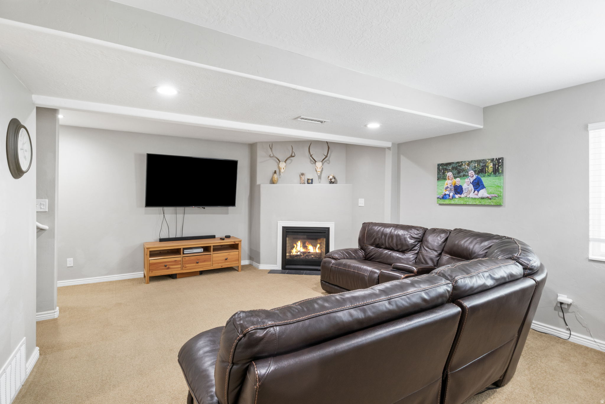 ABBIE COURT - Residential